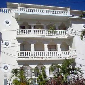 Guest house Bethel Court